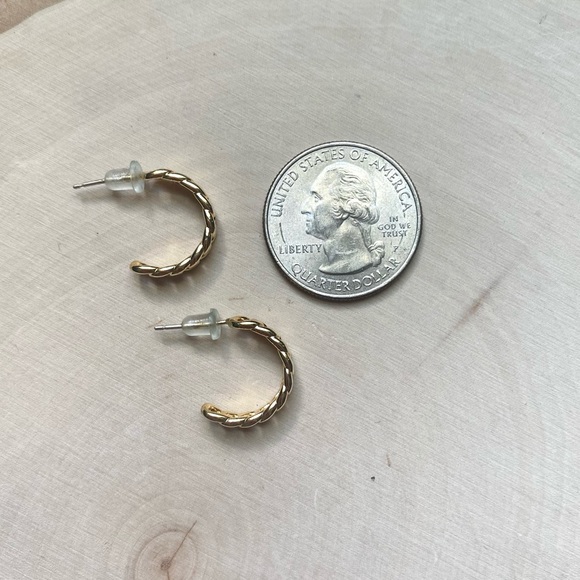 NWT Free People x Bracha Lexi Small Chain Gold Hoop Earrings - Picture 12 of 14